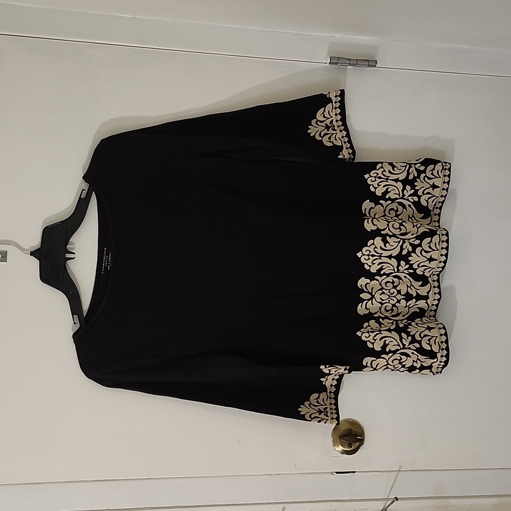 Charter Club- Black and off-white 1/4 Sleeve with design